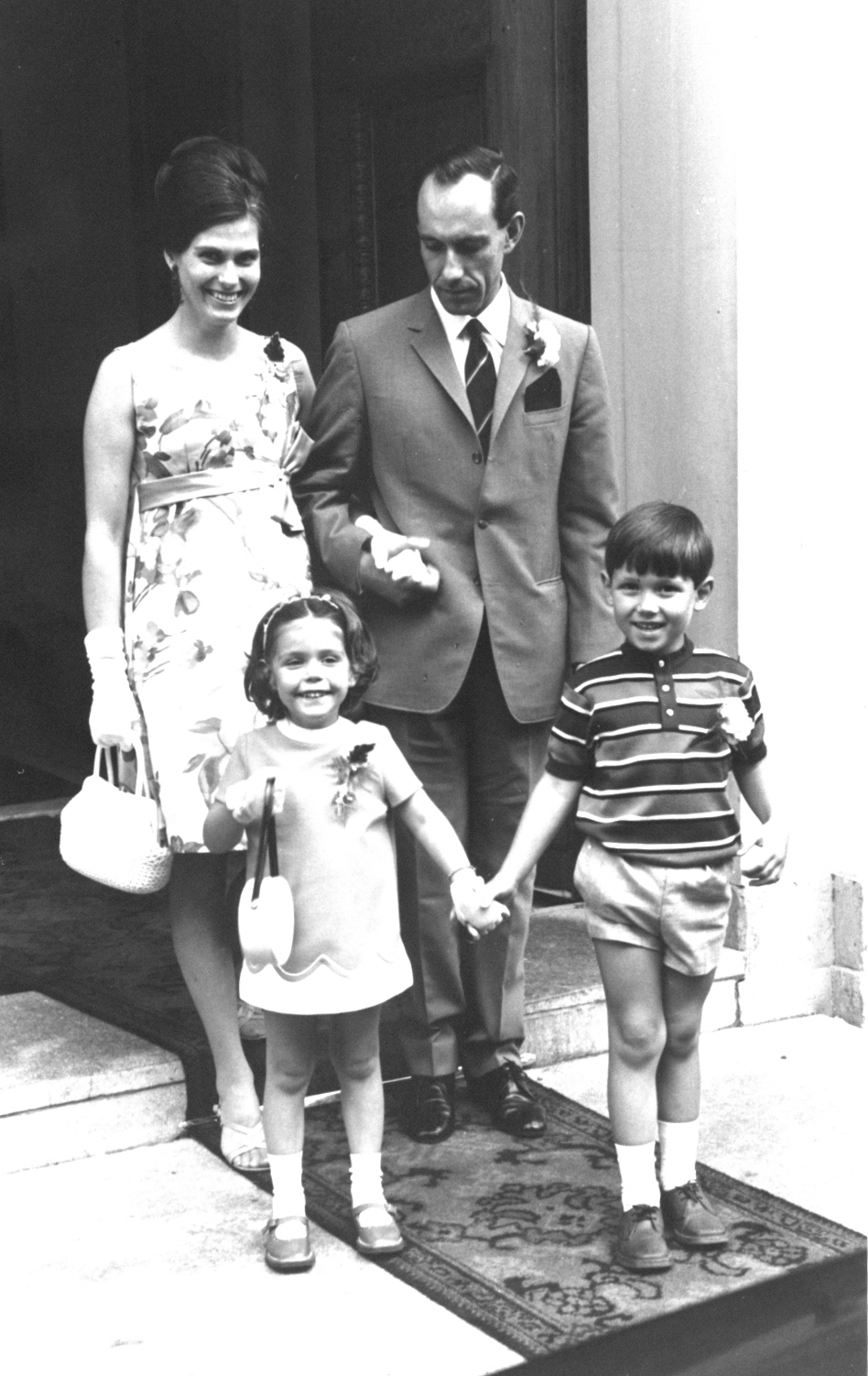 Foto genomen tijdens het huwelijk van mijn oom en tante Gerrit en Tonnie Bos-Kuijper in 1969.