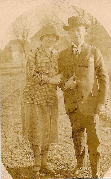Mathilde Heger-Leeuwarden (1881-1942) and her husband Nathan Heger (1876-1942).